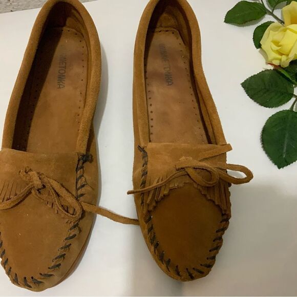 Minnetonka Womens Kilty Moccasins Moc Toe Slip On Suede Leather Brown Size 10 - Picture 13 of 15